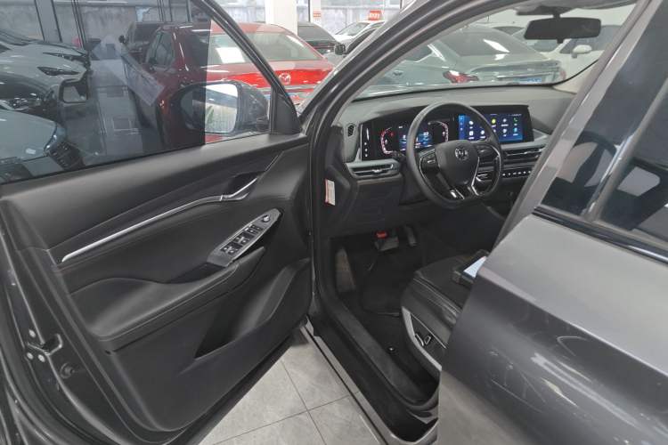 Used Changan CS75 PLUS 2022 Classic Edition 1.5T Automatic Pioneer Model
