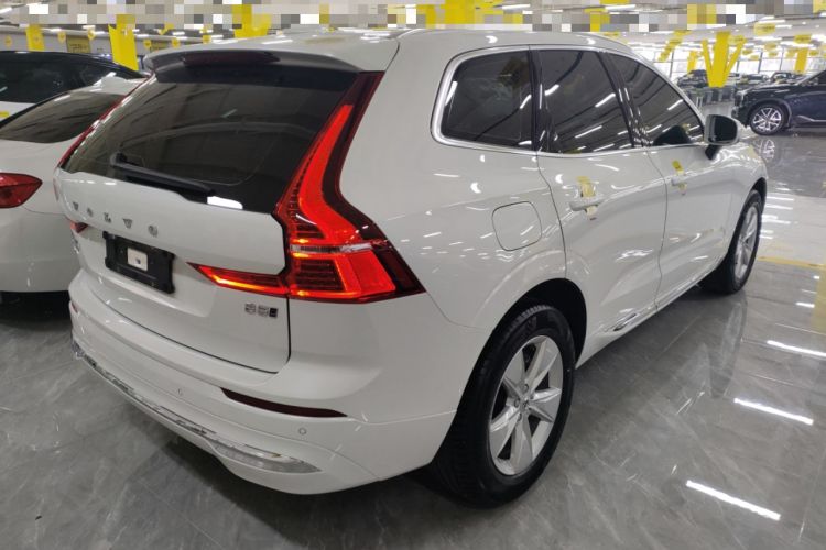 Used Volvo XC60 2022 B5 4x4 Zhiyi Luxury Edition

