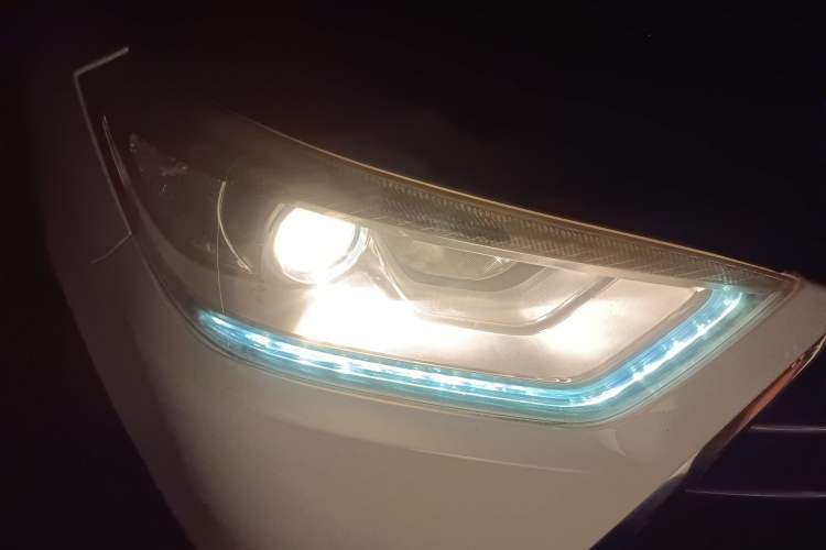 Used  Refine S3 2014 1.5L Manual Luxury Smart Model
