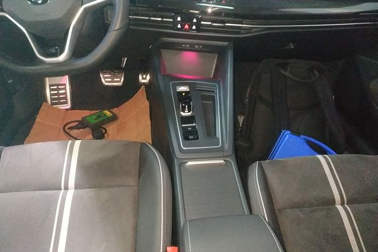 Used Volkswagen Golf 2023 Facelift 280TSI DSG R-Line