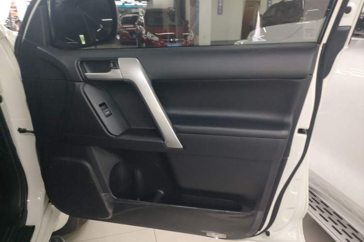 Used Toyota Prado 2019 3.5L Automatic TX-L Deluxe Edition
