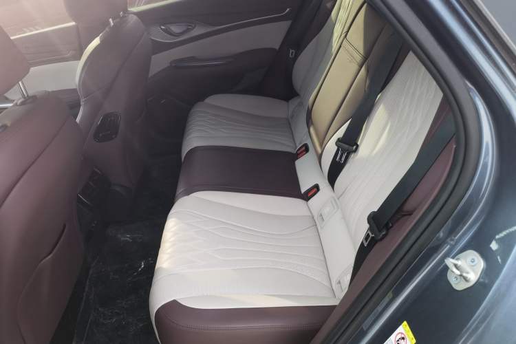 Used BYD Seal 2023 DM-i 1.5T 121km Flagship Model