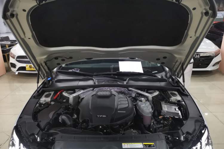 Used Audi A4L 2020 40 TFSI quattro Luxury Dynamic Model
