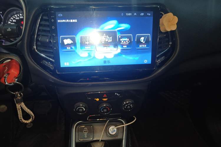 Used  Compass 2017 200T Automatic Enjoyment Version