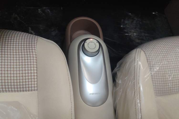 Used Wuling Hongguang MINIEV 2025 Four-Door Version Premium Edition
