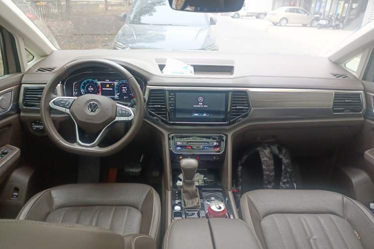 Used Volkswagen Viloran 2020 330TSI Luxury Edition