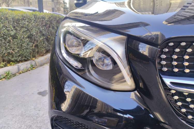 Used Mercedes-Benz GLC Coupe AMG 2017 AMG GLC 43 4MATIC Coupe SUV
