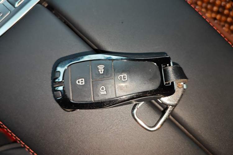 Used Beijing Auto BJ40 2021 2.0D Automatic Four-Wheel Drive Blade Hero Edition Adventurer Type
