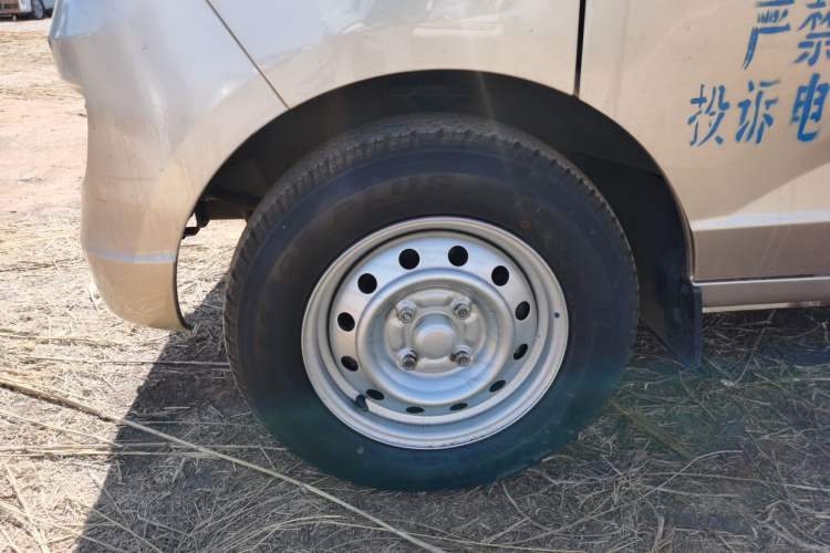 Used Wuling Rongguang S 2023 1.5L Base Version 5/7 Seats