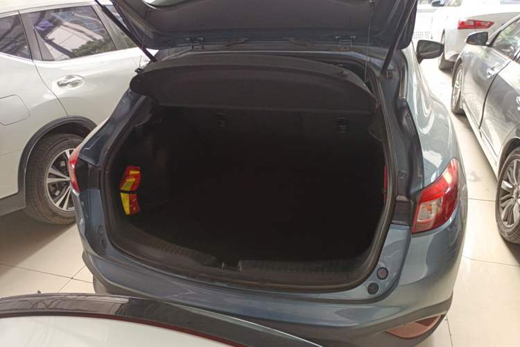 Used Mazda CX-4 2018 2.0L Automatic Two-Wheel Drive Blue Sky Exploration Version China V Standard
