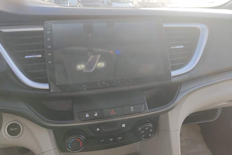 Used Buick GT 2018 15T Manual Elite Version China V Standard
