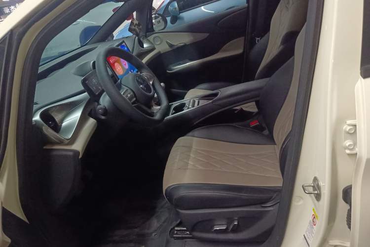 Used BYD Dolphin 2021 405 km Fashion Edition
