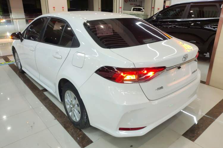 Used Toyota Corolla 2021 TNGA 1.5L CVT Pioneer Edition
