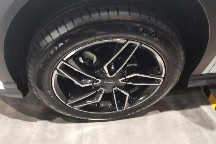 Used Dongfeng Aeolus Yixuan GS 2025 Mach-Edition 1.5L Automatic Starry Edition
