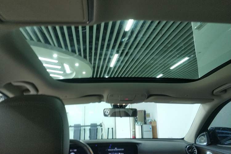 Used Mercedes-Benz E-Class 2021 E 260 L
