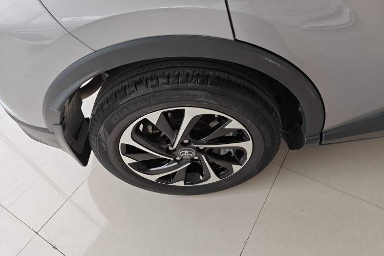 Used Toyota IZOA 2018 2.0L Yichi Version China VI Standard
