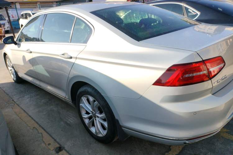 Used Volkswagen Magotan 2018 330TSI DSG Luxury Model