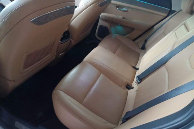 Used Hima AITO M5 2022 Extended-Range Four-Wheel Drive Performance Version
