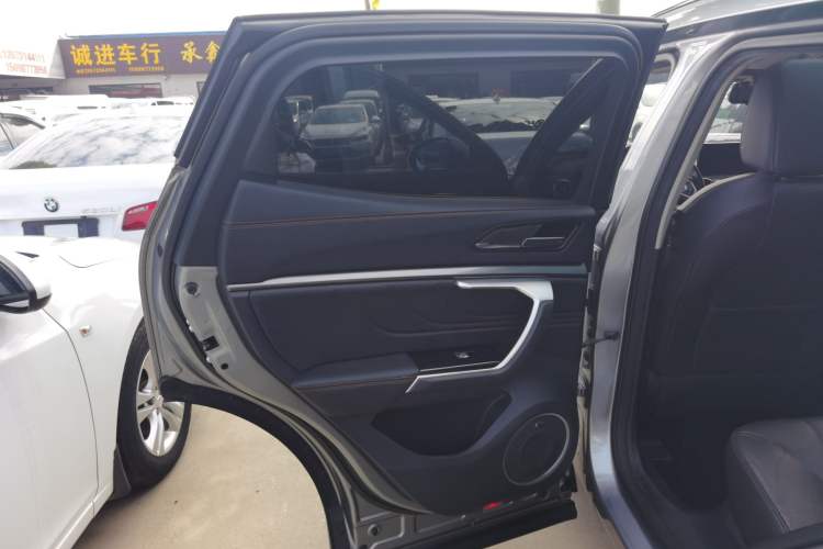 Used Wey VV5 2017 2.0T Flagship Edition
