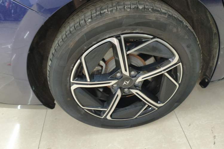 Used Dongfeng eπ eπ007 2024 200Pro Range-Extended Version