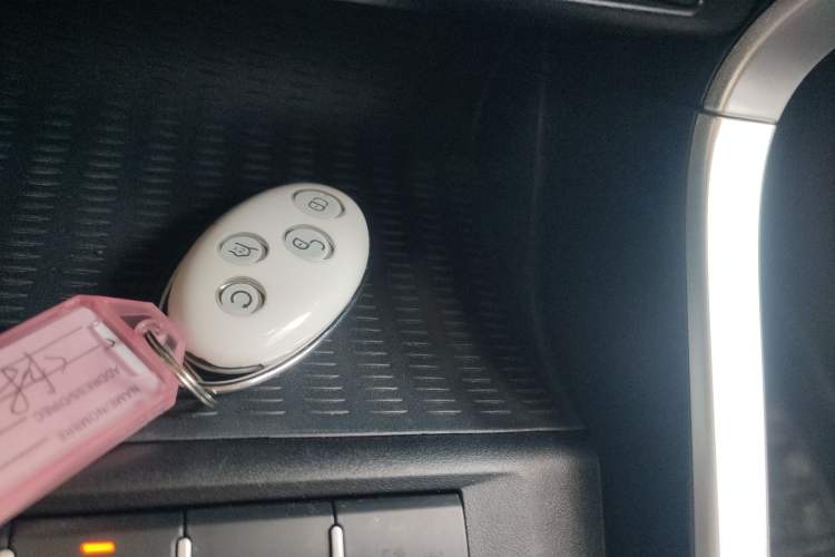 Used BYD Yuan New Energy 2018 EV360 Smart Connect Cool Edition
