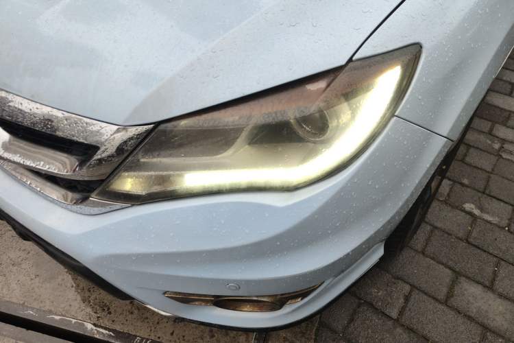 Used BYD S7 2015 2.0T Upgraded Automatic Luxury Version
