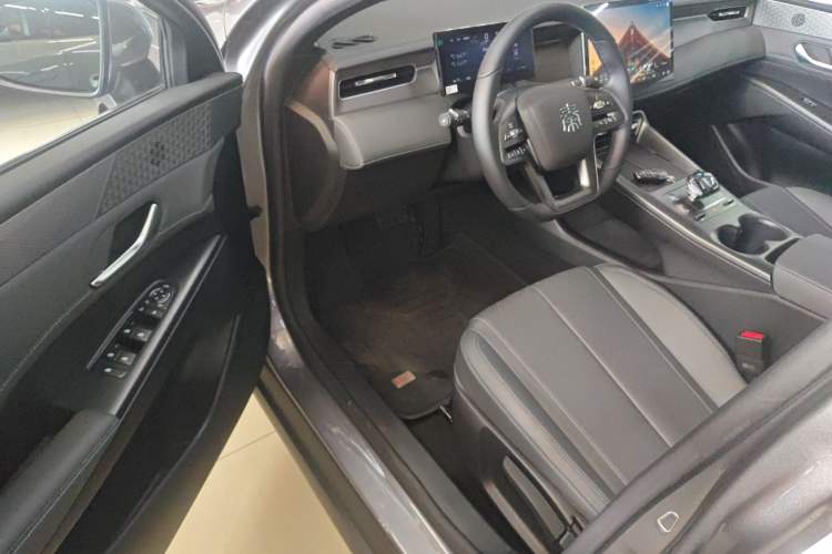 Used BYD Qin PLUS 2025 EV Smart Drive Edition 510KM Leading Model
