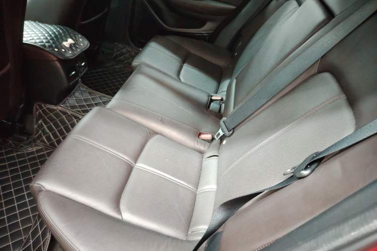 Used Mazda CX-4 2020 2.5L Automatic 2WD Sky-Drive Fun Edition
