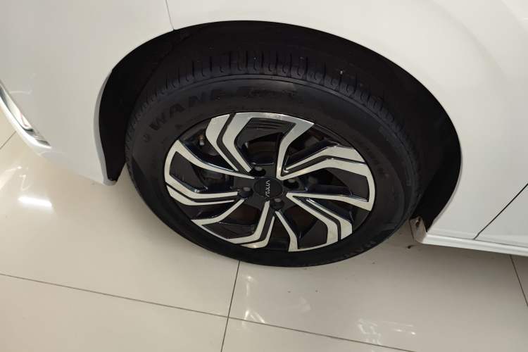 Used Dongfeng Aeolus Yixuan 2021 230T Automatic Glory Edition
