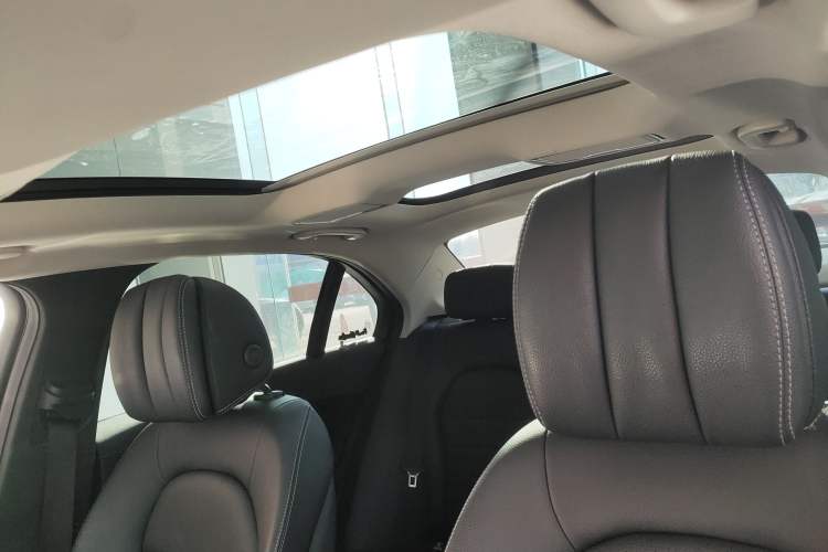 Used Mercedes-Benz C-Class 2017 Facelift C 200 L Sport Edition
