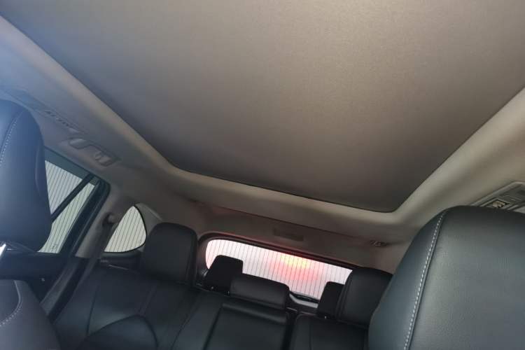 Used Toyota Highlander 2022 Dual-Engine 2.5L Four-Wheel Drive Prestige Version 7 Seats