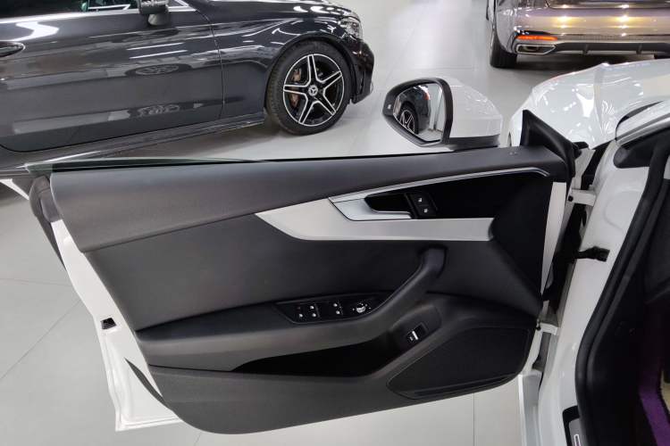 Used Audi A5 2023 Sportback 40 TFSI Fashionable and Dynamic Model
