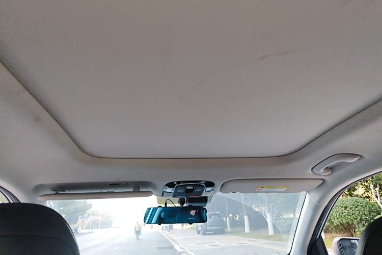 Used Hyundai ix35 2023 Musso 2.0L Deluxe Edition DLX
