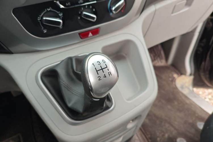 Used JAC Refine M3 2023 PLUS 1.8L 7/8-seater Elite Edition