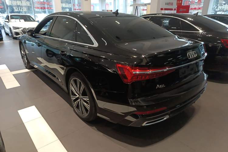 Used Audi A6L 2022 40 TFSI Luxury Dynamic Model
