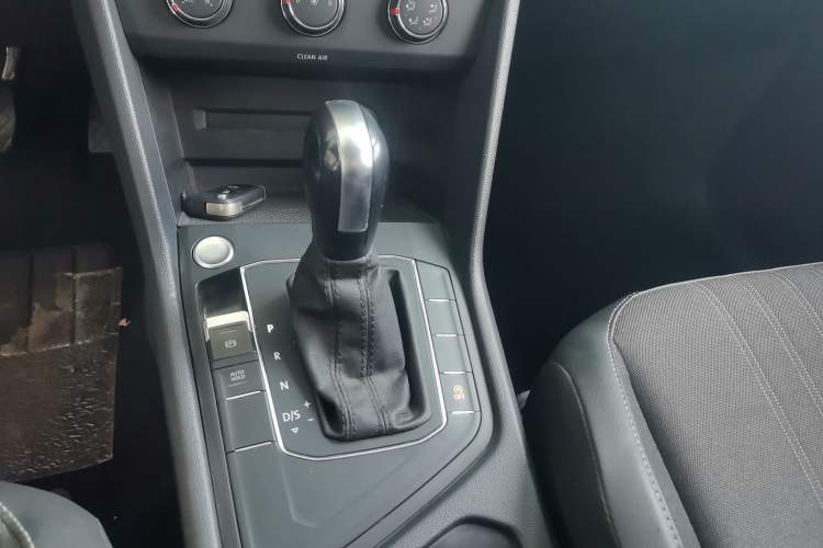 Used Volkswagen Tiguan L 2022 330TSI Automatic Two-Wheel Drive Comfort Edition
