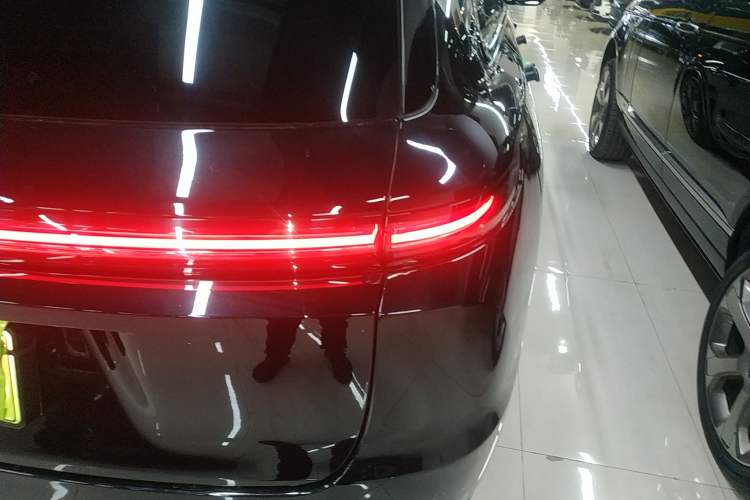 Used Li Auto L9 2024 Pro Model
