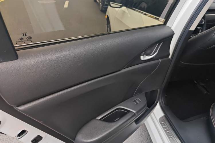 Used Honda Civic 2019 180TURBO CVT Shangyue Edition China VI Emission Standard
