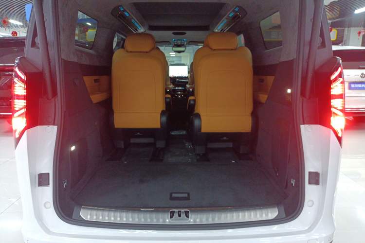 Used  LEVC L380 2025 650 km Flagship Edition All-Wheel Drive