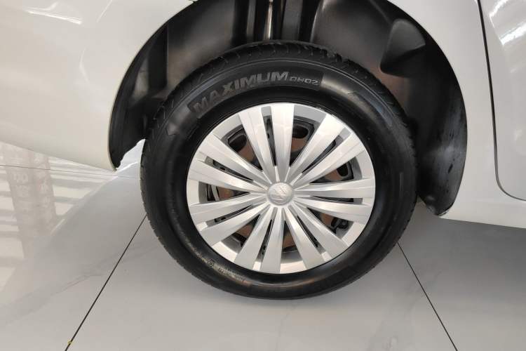 Used Volkswagen Jetta 2015 1.6L Automatic Fashion Model
