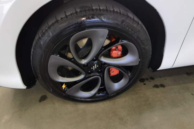 Used IM LS6 2023 Max Standard Edition