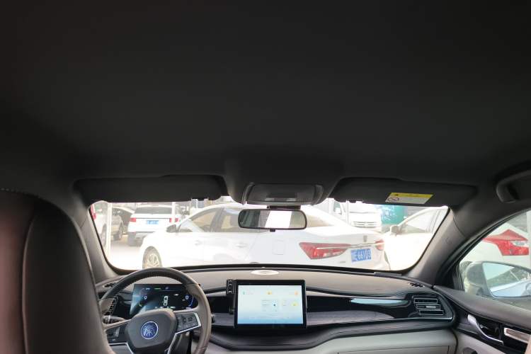 Used BYD Qin PLUS 2024 HONOR Edition DM-i 55KM Leading Model