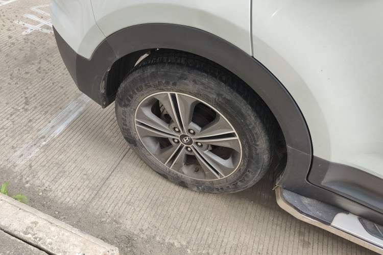 Used Hyundai ix25 2015 1.6L Automatic Two-Wheel Drive Smart GLS Trim
