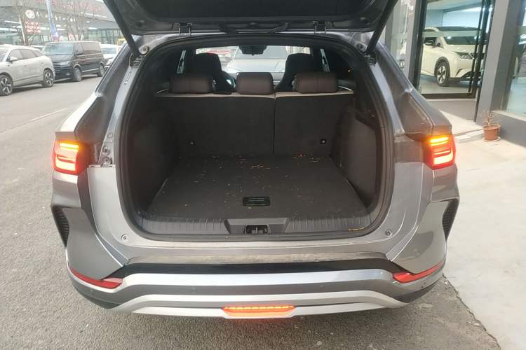 Used BYD Song PLUS New Energy 2025 DM-i Smart Drive 112KM Prestige Model
