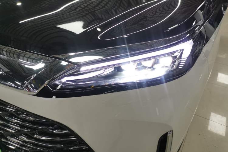 Used Buick GL8 New Energy 2025 Lu Shang Smart Enjoyment Edition 7-Seater