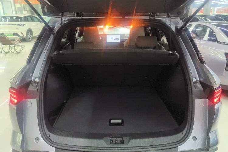 Used BYD Song Pro New Energy 2023 Champion Edition DM-i 110KM Beyond Model
