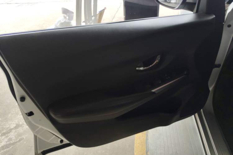 Used Nissan Lannia 2016 1.6L CVT Cool Edition