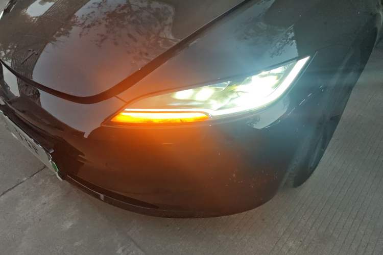 Used Tesla Model 3 2023 Long-Range All-Wheel-Drive Version
