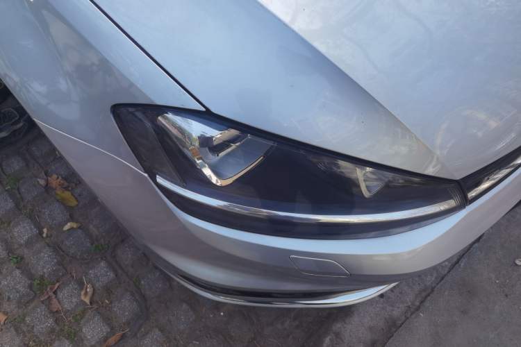 Used Volkswagen Golf 2015 1.4TSI Automatic R-Line
