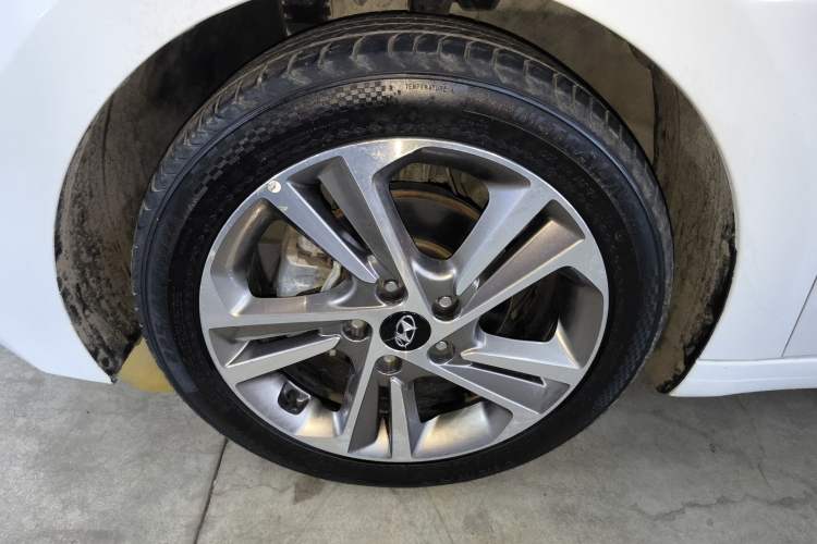 Used Hyundai Elantra 2016 1.6L Automatic ZhiXuan – Elite Version
